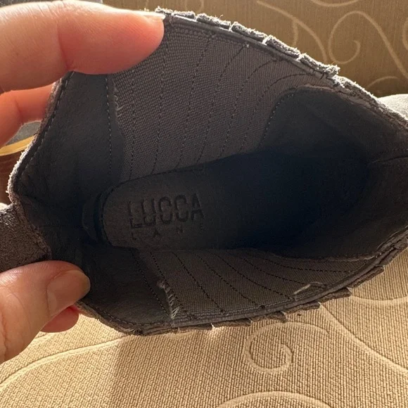 Elegant Charcoal Ankle Suede Booties - Picture 4 of 5